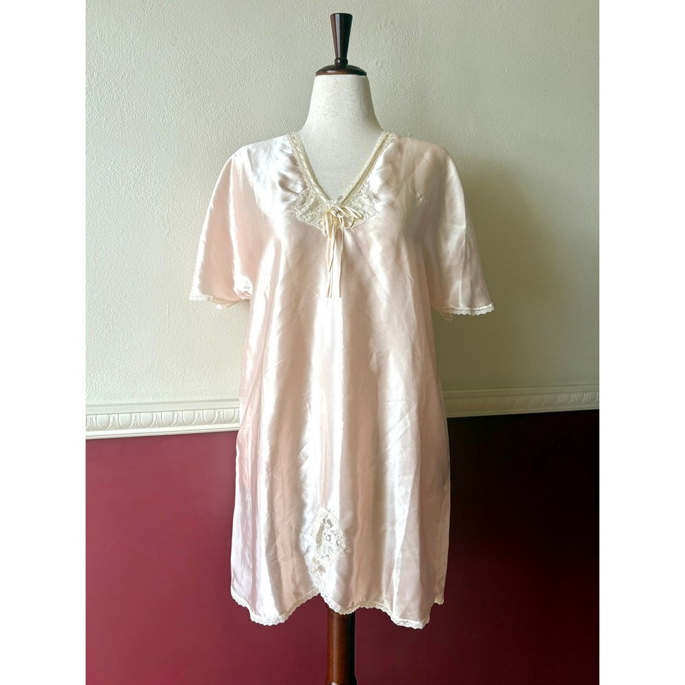 Vintage R Michael Alan Peach Satin Lace‎ Nightgown Chemise Size M Coquette Retro